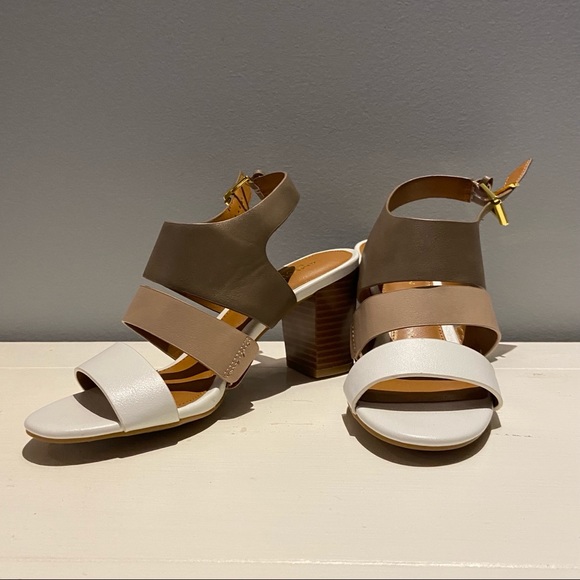 NEW 🪐 Tri-Color White, Beige, Gray Heels - Picture 1 of 4